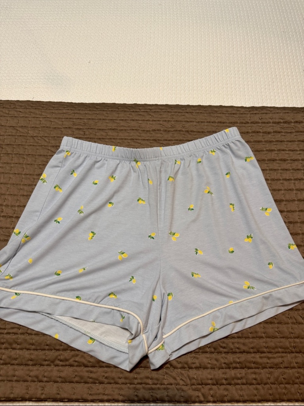 Como Light Blue Lemon-Print Women's Pajama Shorts